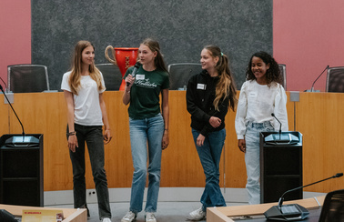 Mikki, Cielke, Mare, Roemer en Yasmin (13 jaar)