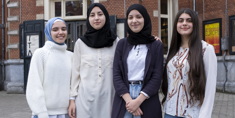 Ayah, Kaoutar, Shajan, Halima, Basma (15-17)